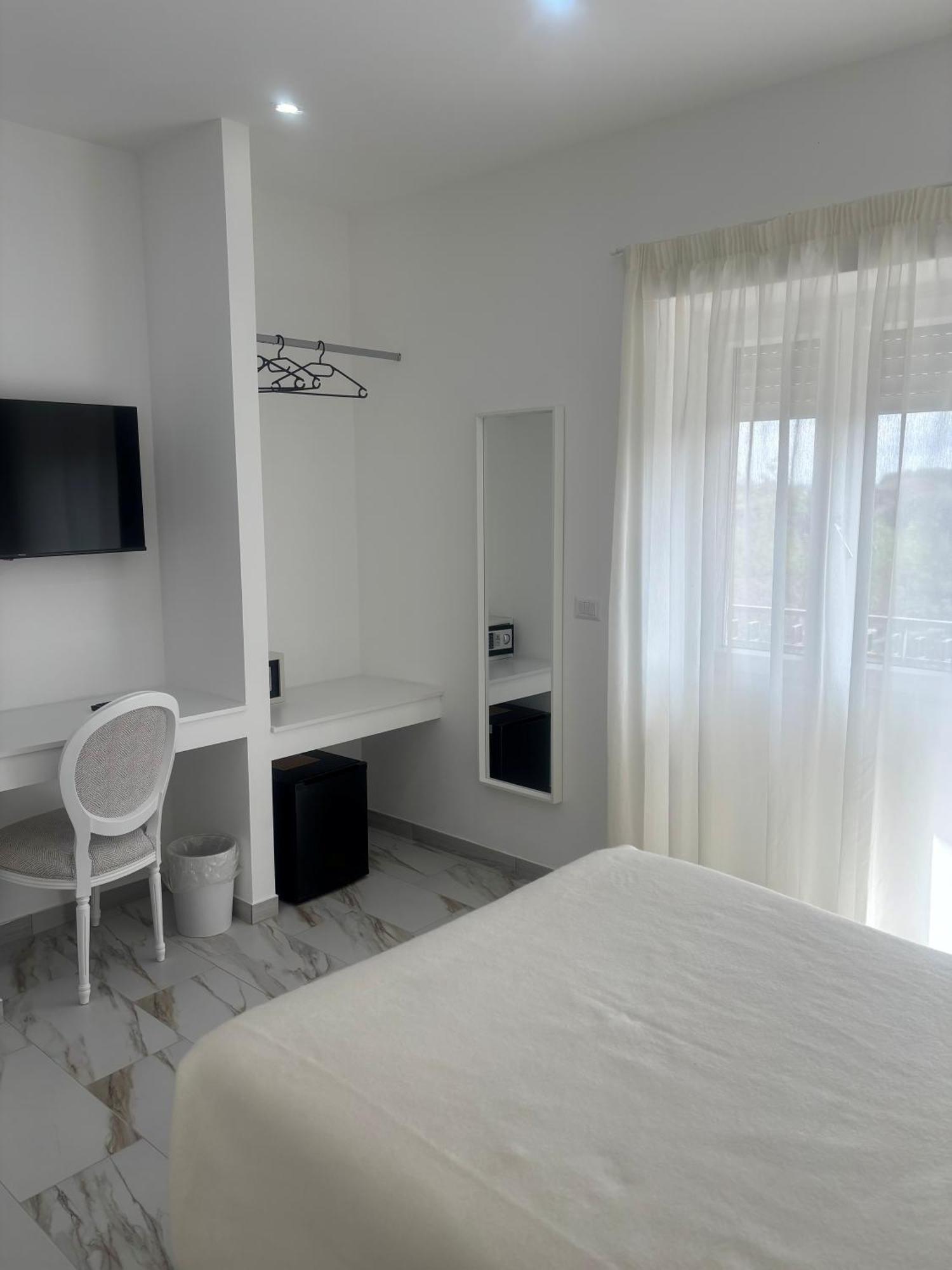 Hotel Darival Nomentana Рим Екстериор снимка
